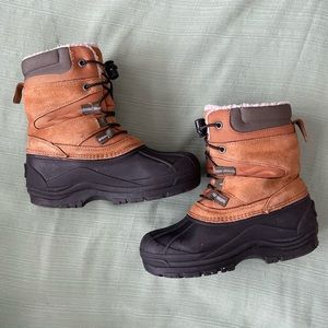 Land’s End kids Winter Boot (size 2)